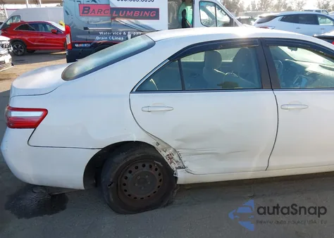 2009 Toyota Camry Le z USA, uszkodzony, nr VIN 4T4BE46K79R087834
